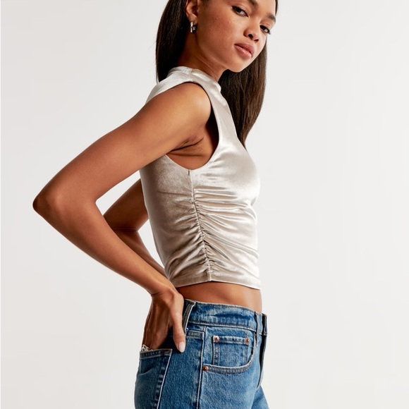 Abercrombie Paloma Velvet Top - Picture 3 of 6